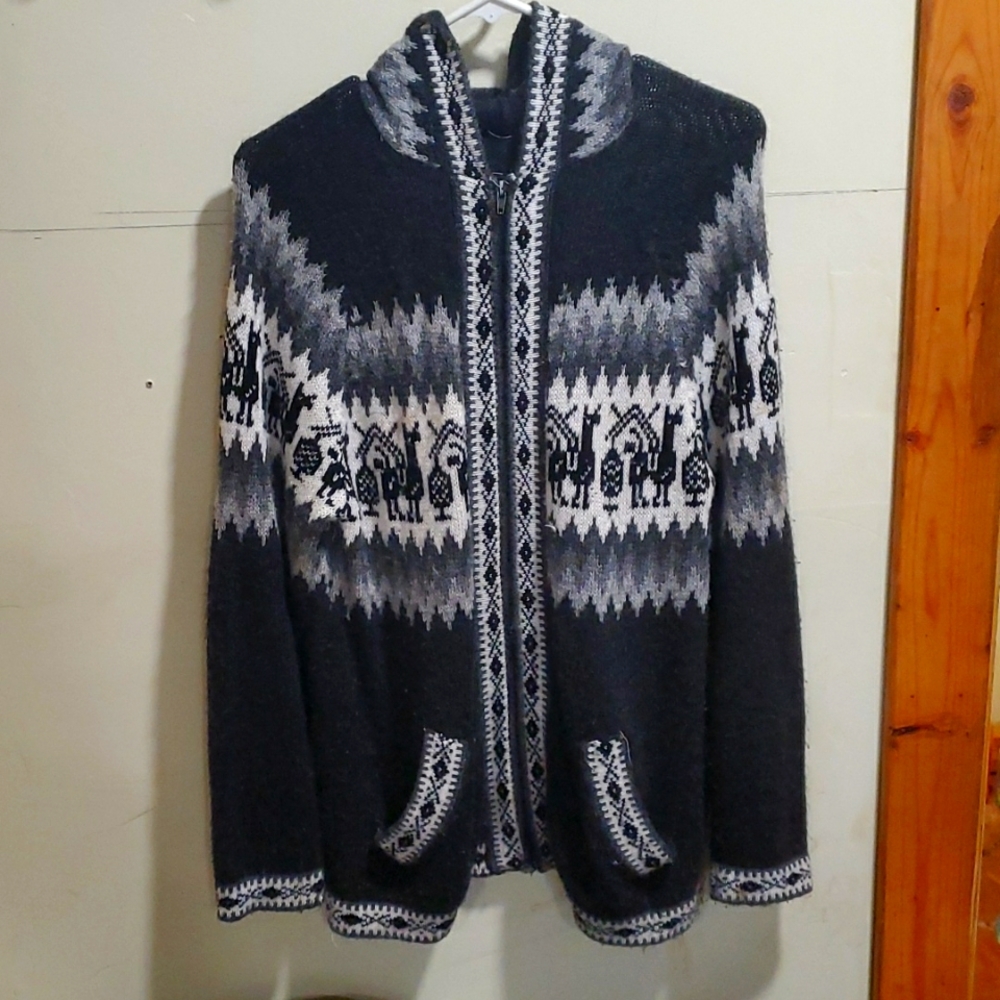 Alpaca knit sweater